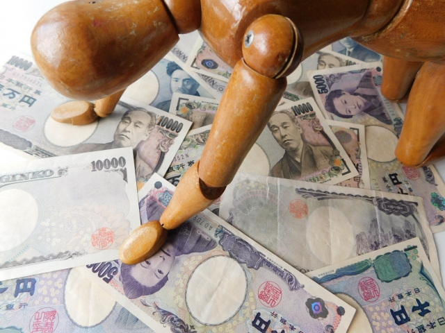 借金がのしかかる。真岡市で借金返済の無料相談をする